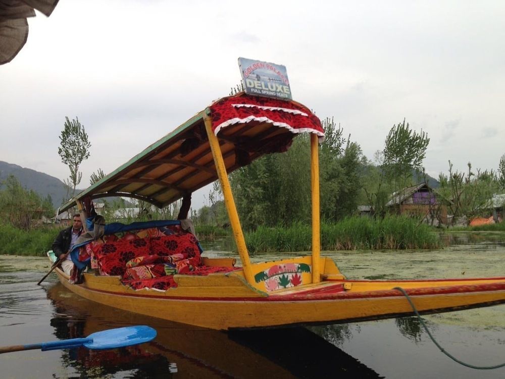 Houseboat Lily Of Nageen Srinagar  Exterior photo